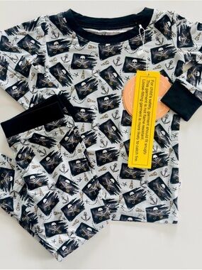 Kids Pirate Skull Print Bamboo  Pajama Set - Gray & Black